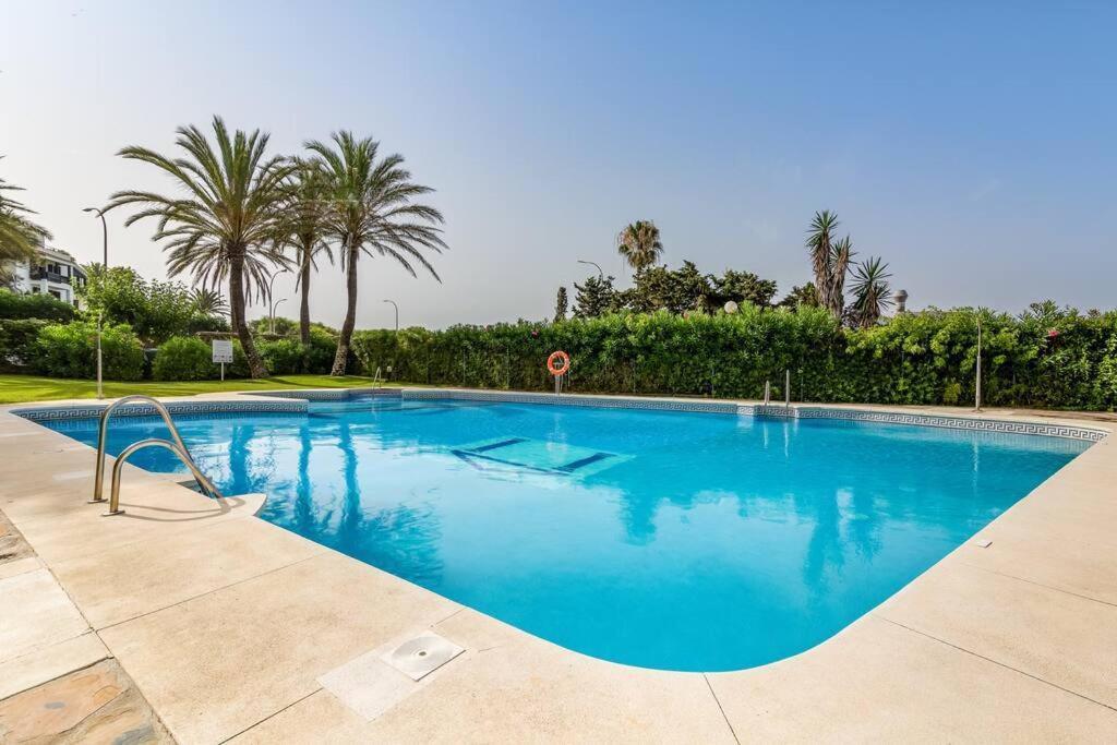 Oleholidays 1133 Romana Playa Primera Linea Playa Marbella Esterno foto