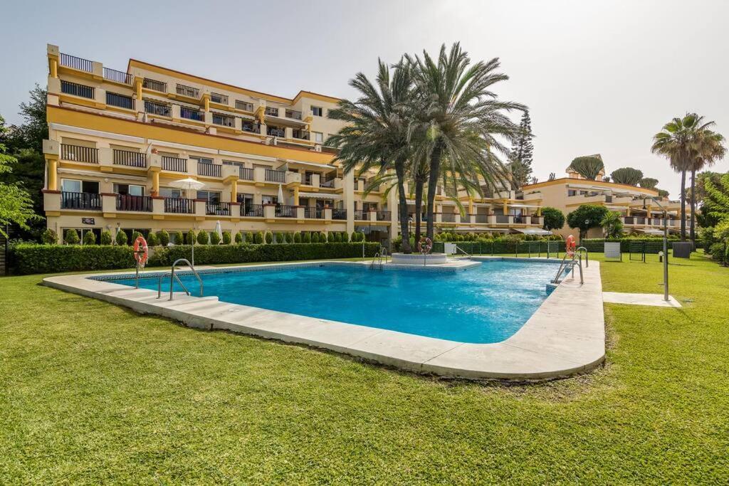 Oleholidays 1133 Romana Playa Primera Linea Playa Marbella Esterno foto
