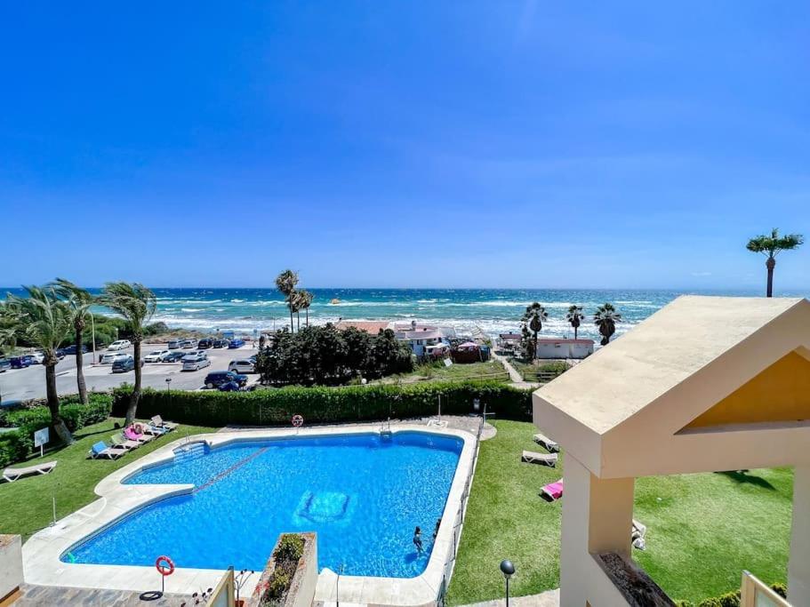 Oleholidays 1133 Romana Playa Primera Linea Playa Marbella Esterno foto